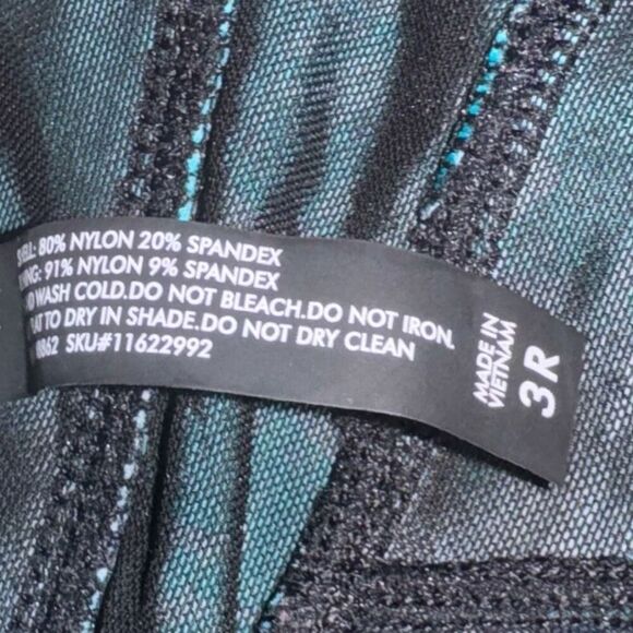 Torrid Teal Tie-Dye Mesh Inset One-Piece Swimsuit Size 3 3XL - Picture 12 of 15